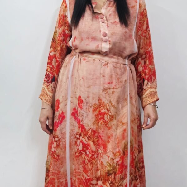 Elegant Chiffon Dress with Exquisite Floral Work