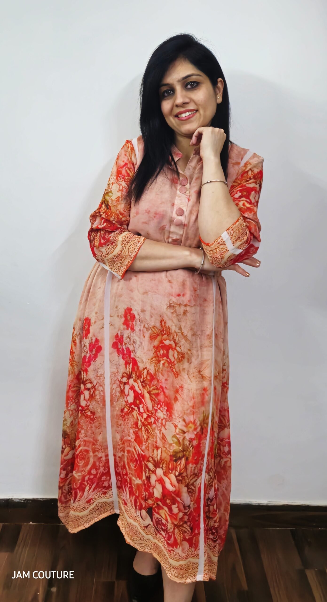 Elegant Chiffon Dress with Exquisite Floral Work