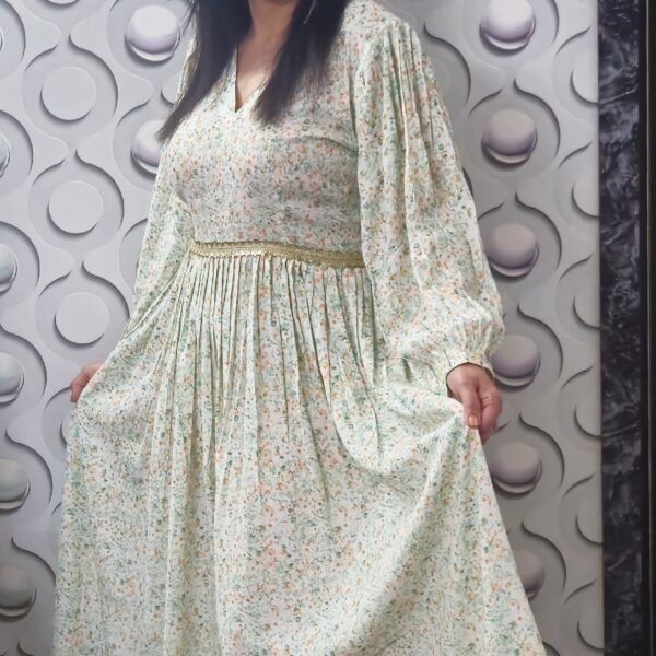 Elegant Moroccan Crepe Party Dress